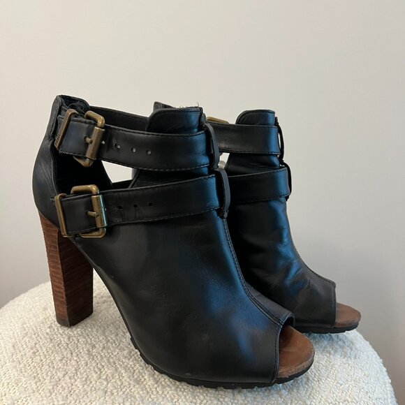 Diesel Black Leather Double-Buckle Heeled Booties - US 7.5 - Picture 2 of 7